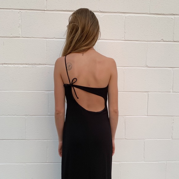 Asymmetrical Evening Dress - Picture 3 of 8